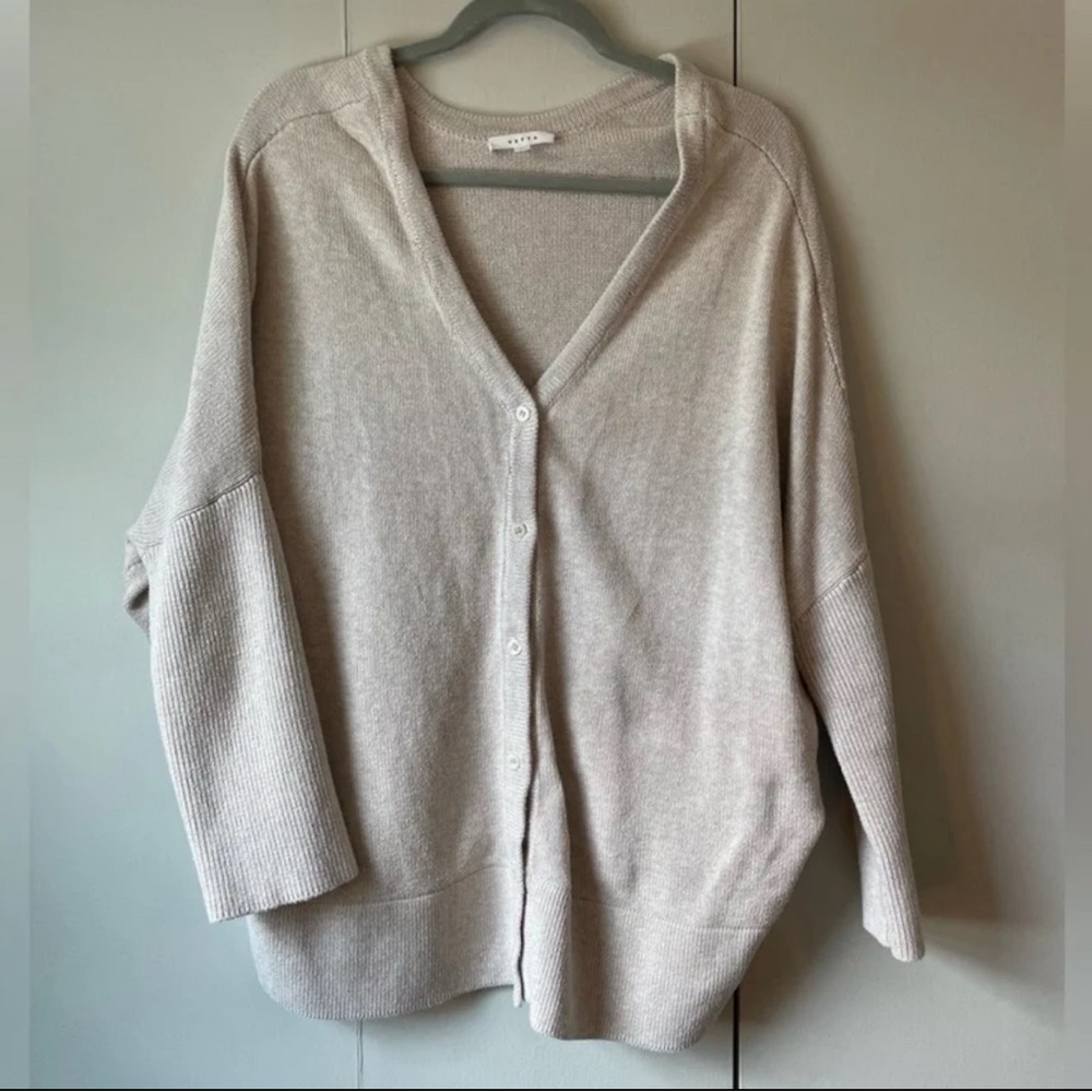 Vetta Capsule Oversized V-Neck Sweater